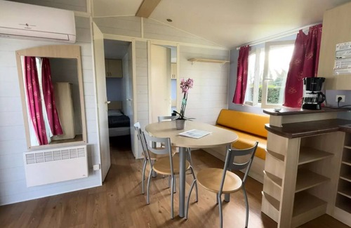 Pays-de-Belves House | Mobilhome Comfort 33,5 m2 3 Schlafzimmer + halb überdachte Terrasse + Klettern 6 Personen