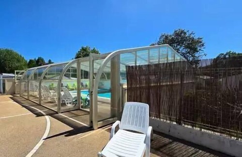 Avrille House | Mobilhome for 4 People