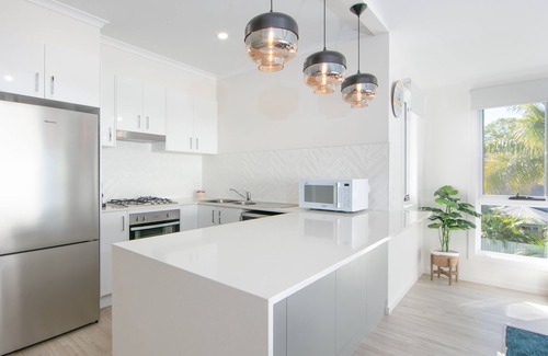 Yamba Hotel | Moby Dick Waterfront Resort Motel
