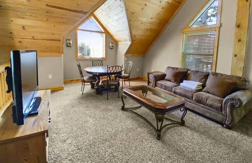 Meadow View Heights Cabin | Moccasin Lodge is a Beautiful Family Cabin on a wooded lot with firepit