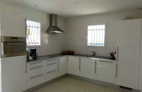 Felines-Minervois Villa | Modern villa in Camplong with private pool