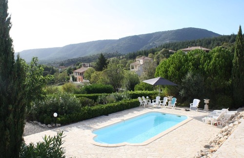 Felines-Minervois Villa | Modern villa in Camplong with private pool