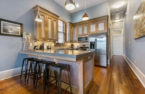 Faubourg Lafayette House | Modern 1-BD Near French Quarter | Walk to Superdome