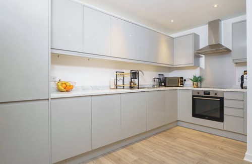 Fairfield Apartment | Modern 1-Bed Boutique-Style Apartment in Croydon