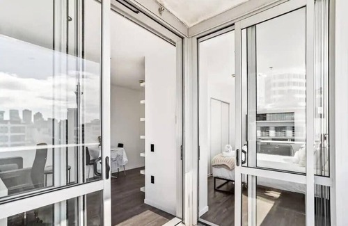 Newton Apartment | Modern 1 Bedroom in Auckland Central Zodiak Stays