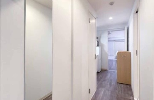 Hiroshima City Centre Apartment | Modern 1 BR near Hondori District for 6 Ppl
