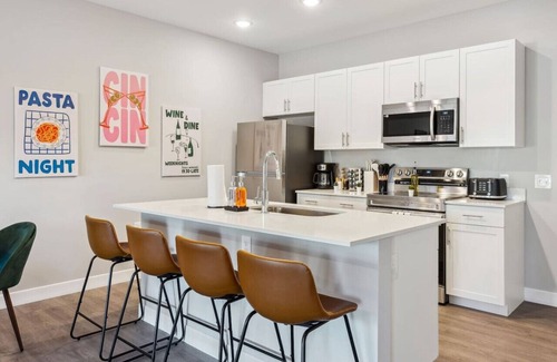 Near East Columbus Apartment | Modern 1BR/1BA Comfort in Columbus
