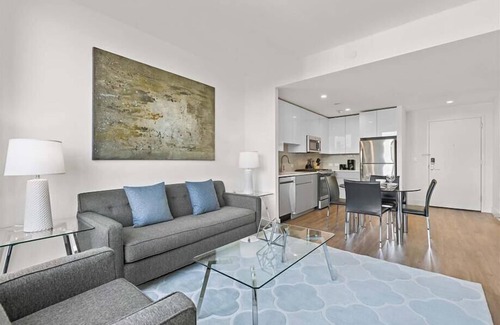 White Plains Apartment | Modern 1BR Apt | Fitness Center | Downtown White Plains