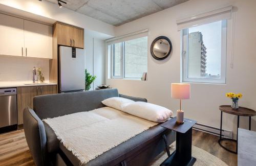 Shaughnessy Village Apartment | Modern 1BR in downtown