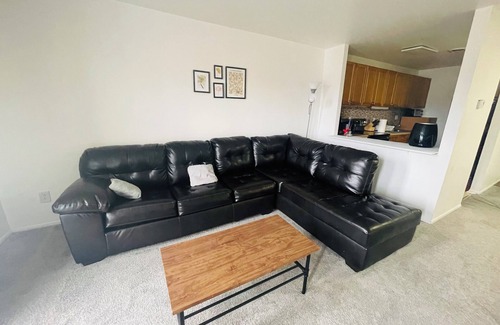 Elkins Park Apartment | Modern 1BR in Elkins Park Monthly Discount