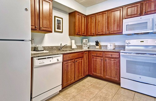 Atlantic City Condo | Modern 1BR Steps from Atlantic City Boardwalk!n