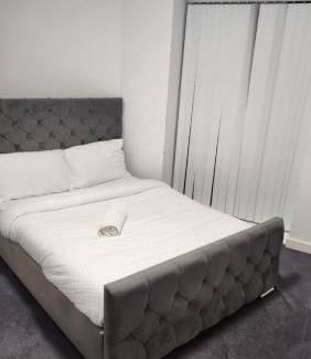 West Thurrock Apartment | Modern 2 Bedroom Apartment