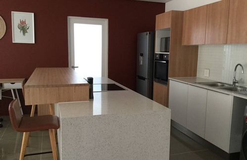 Windhoek Central Apartment | Modern 2 Bedroom Apartment in Windhoek CBD
