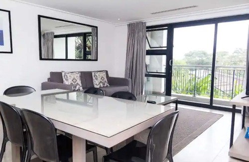 North Ridge Apartment | Modern 2 Bedroom Apartment in North Rigde