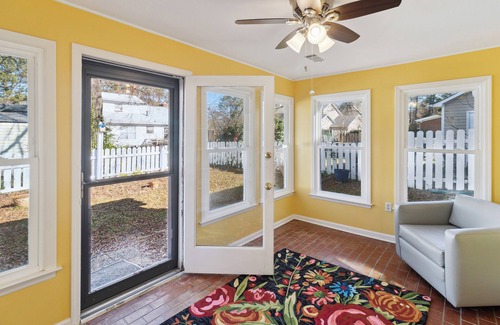 Macon Condo | Modern 2-bedroom condo in desirable North Macon. Close to many attractions!