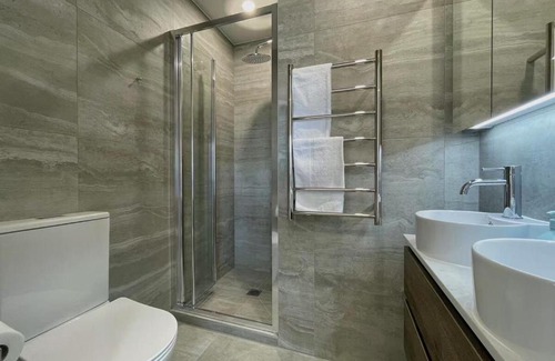 Grey Lynn House | Modern 2-Bedroom Townhouse in Grey Lynn