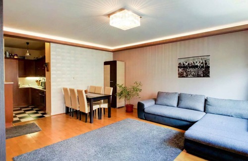 Rozsadomb Apartment | Modern 2 room apartment at very good location for long term