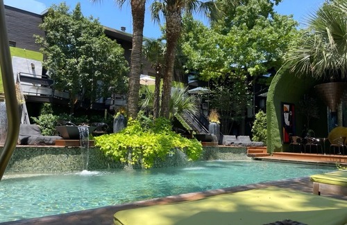 Old East Dallas Condo | Modern 2BR, 2BA luxury condo in central Dallas with private patio, designer interiors, and access to award-winning courtyard retreat.