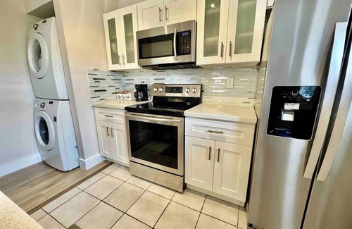 Coral Way House | Modern 2BR Central Miami duplex—WiFi + parking