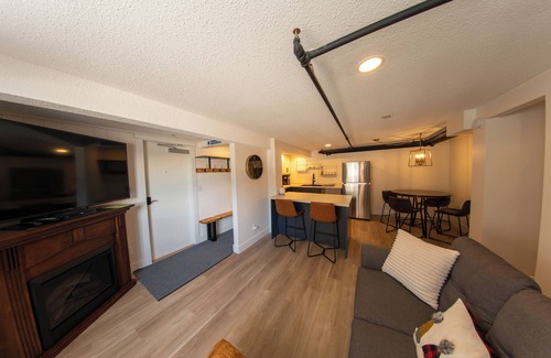 Silver Star Mountain Condo | Modern 2BR Renovated Suite w/Ski Locker – Perfect for Families