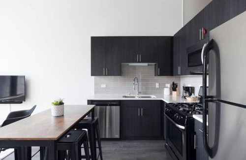 Near South Side Apartment | Modern 2BR Stay in South Loop with Optional Parking & Gym Access Near Museum Campus & Grant Park