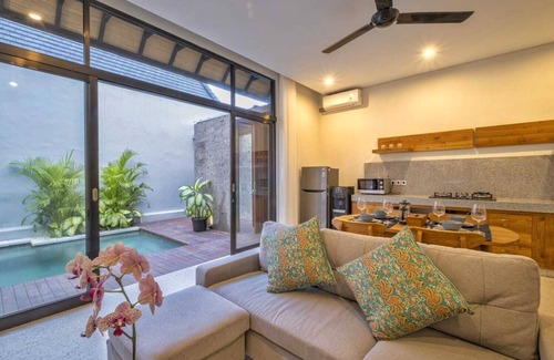 Lodtunduh House | Modern 2BR Villa close to Ubud center-Desirable