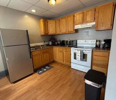 Morgantown Apartment | Modern 2BR with Ensuite, Downtown Morgantown, WVU