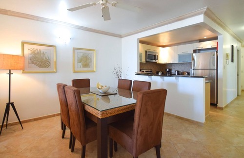 St. Lawrence Gap Apartment | Modern 3-Bed Condo by Dover Beach - Terraces 201