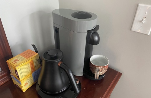 Chicago House | Modern 3-bedroom 2.5 Bathroom house with Garage Parking and experienced host.