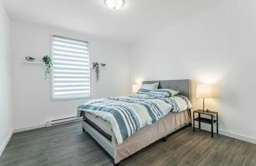 La Petite-Patrie House | Modern 3 bedroom condo