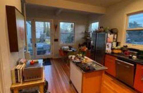 Southwest Berkeley House | Modern 3-Bedroom Getaway with Hot Tub