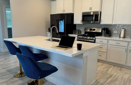 Wells Branch House | Modern 3-bedroom house for 6persons with AC and WiFi in delightful Austin