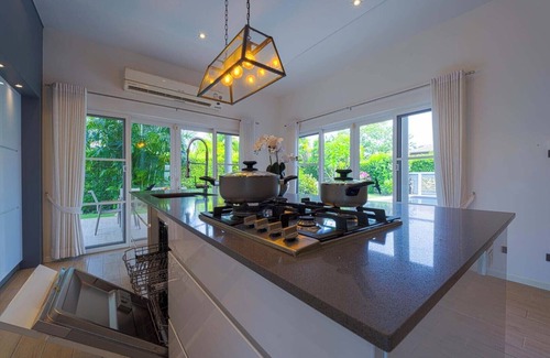 Hua Hin Villa | Modern 3 Bedroom Pool Villa - MR54