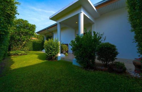 Hua Hin House | Modern 3 Bedroom Pool Villa - MR54