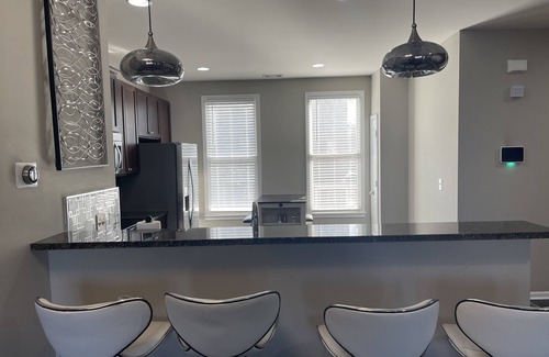 Washington Park House | Modern 3 Bedroom Townhome Downtown Atlanta