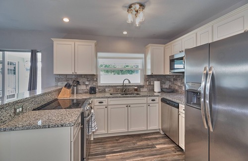 Clearwater House | 🌴Modern 3 Beds Home with Pool 🌴