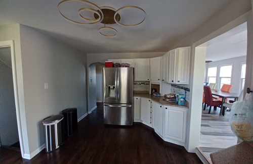Huntley House | Modern 3 BR with a huge fenced yard and heated pool right by downtown