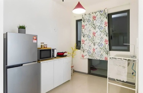 Kuala Lumpur Apartment | Modern 3BR Apt Near Desa Park/Mont Kiara, Parking