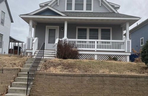 Minneapolis House | Modern 3BR Family House Close to Parks & Dining – Excluding Basement