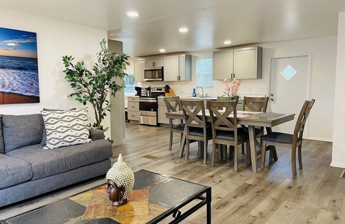 Lake City House | Modern 3BR Near Shops & Dining