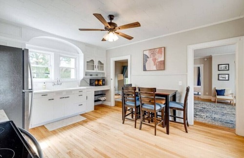Westbrook Apartment | Modern 3BR - W/D + Parking - Near Portland