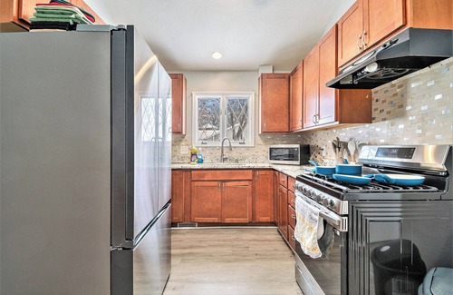 West Omaha House | Modern 4-Bedroom Retreat
