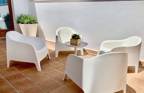 Caserio Los Tarquinos Villa | Modern 4 Bed Villa with large pool (heated on request) and bright open spaces