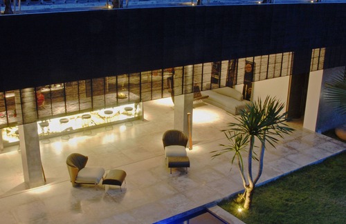 Dyanapura Villa | Modern 4bd Villa With Pool