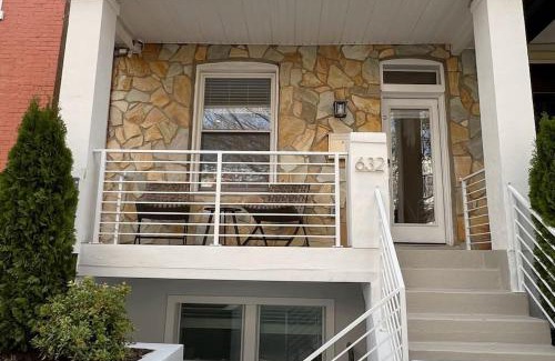Park View Apartment | Modern 4BR Columbia Heights Gem Walk 2 Metro & Shops