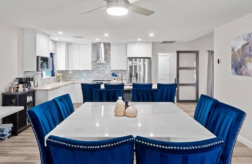 North Mountain House | Modern 4BR Escape | Private Heated Pool, Fire Pit & Entertainment