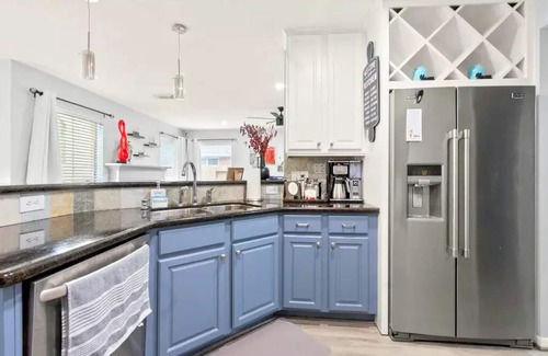 Sugar Land House | Modern 4BR Retreat Extended Stay Ideal. SW Houston