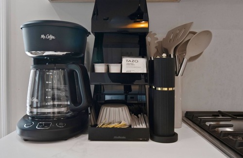 Columbus Park - Andrew Square House | Modern 5BD3B in Boston Steps to Convention Center