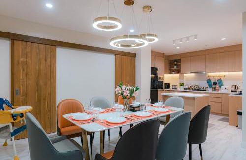 Wattana Villa | MODERN - 6Beds, CITY CENTER, Phrom Phong BTS, Em District, Terminal 21