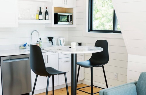 Brewster Cottage | Modern A-Frame cottage with Pool set on a Horse Farm. 5 minutes from the beach!